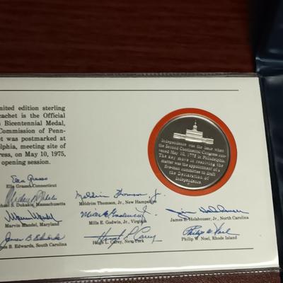 STERLING SILVER PROOF "THE OFFICIAL SECOND CONTINENTAL CONGRESS BICENTENNIAL MEDAL"