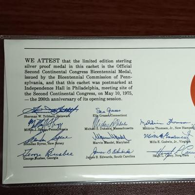 STERLING SILVER PROOF "THE OFFICIAL SECOND CONTINENTAL CONGRESS BICENTENNIAL MEDAL"