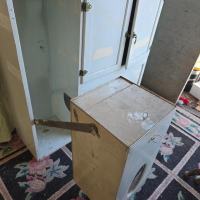 Antique Hoosier Cabinet top with Flour Mill & Bin