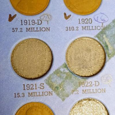 PARTIAL BOOK OF 1909-1940 WHEAT PENNIES