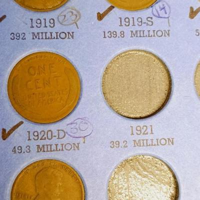 PARTIAL BOOK OF 1909-1940 WHEAT PENNIES