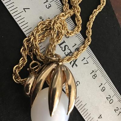 Vintage White Moon Glow Cumquat Necklace