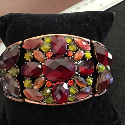 LC Beautiful Statement Cuff