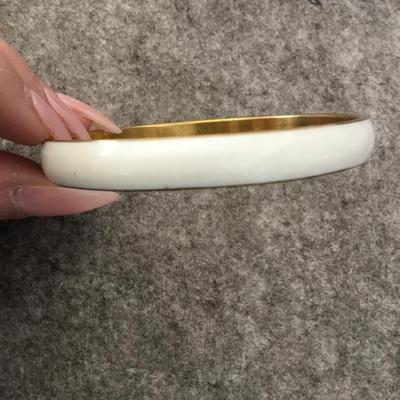 Vintage White enamel gold tone, bangle bracelet