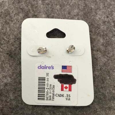 Claires heart fashion earrings