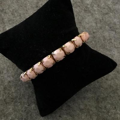 Vintage lite pink rhinestone gold tone stretch bracelet