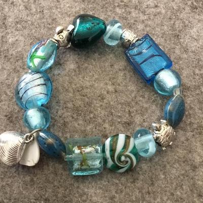 Beaches under the sea glass bead stretch bracelet