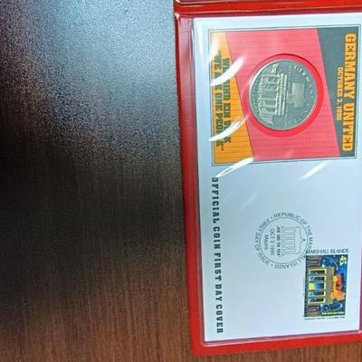 "THE OPENING OF THE BERLIN WALL" .999 SILVER MEDAL AND US HALF DOLLAR AND GERMAN COIN