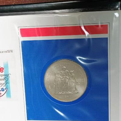 50 FRANC .900 PROOF SILVER COIN, PENNY BLACK AND CHURCHILL MEDALS