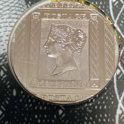 50 FRANC .900 PROOF SILVER COIN, PENNY BLACK AND CHURCHILL MEDALS