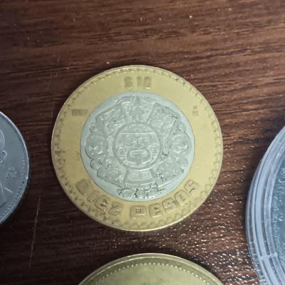 FOREIGN COINS (1)