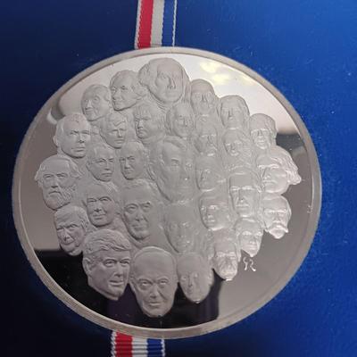 LARGE BICENTENNIAL MEDALS