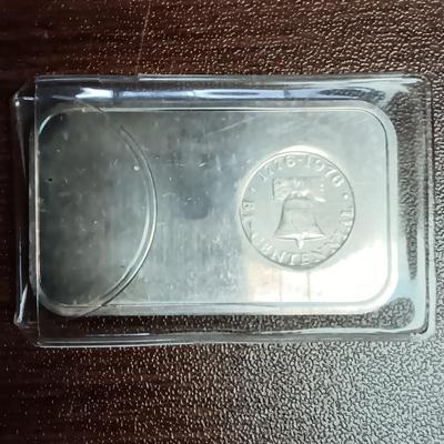 ONE OUNCE .999 FINE SILVER WITH RAISED BISON