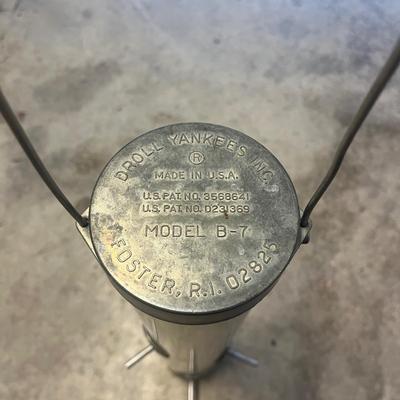 Droll Yankees Bird Feeder & Havahart Humane Trap (G-MG)