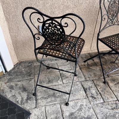 Wrought Iron Bistro Table W/Matching Folding Chairs (FY-RG)