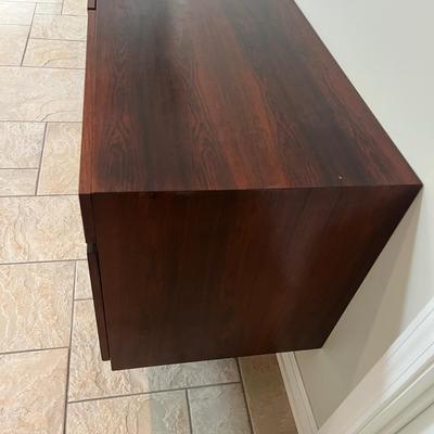 Large Rosewood MCM Sideboard (K-MG)