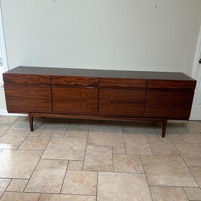 Large Rosewood MCM Sideboard (K-MG)