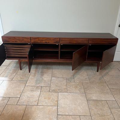 Large Rosewood MCM Sideboard (K-MG)