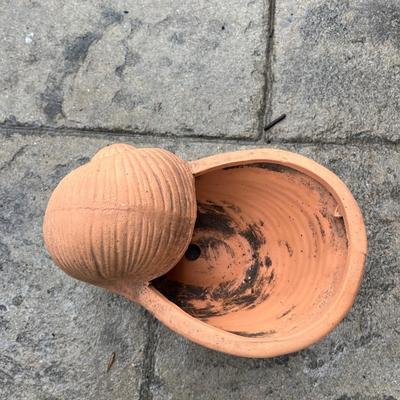Decorative Terracotta Pot (BY-MG)