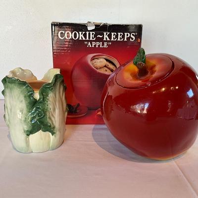 Vintage Cookie-Keeps Apple, Cabbage Vase