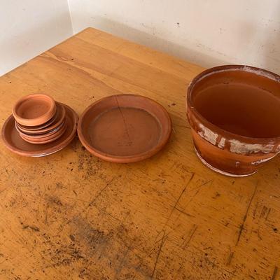 Terracotta Plant Pots & Saucers (G-RG)