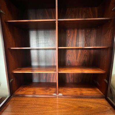 Three Piece MCM Rosewood Display Cabinet (LR-RG)