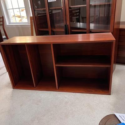 Three Piece MCM Rosewood Display Cabinet (LR-RG)