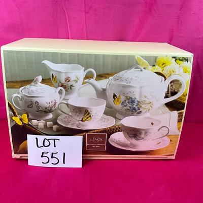 Lot B 551 Lenox Butterfly Meadow 7pc Tea Set NEW