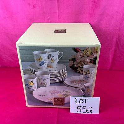 Lot B 552 Lenox Butterfly Meadow 18pc Set NEW