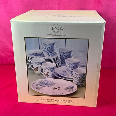 Lot B 552 Lenox Butterfly Meadow 18pc Set NEW