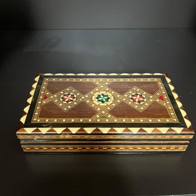 Ornate Trinket Boxes & Pyrographed Wood Planters (LR-MG)
