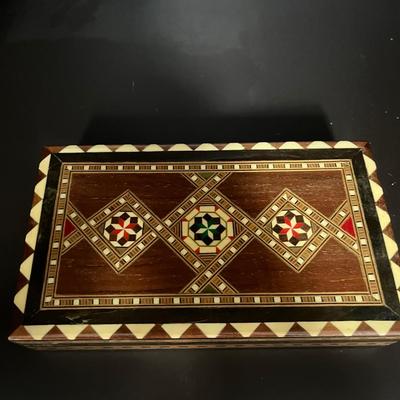 Ornate Trinket Boxes & Pyrographed Wood Planters (LR-MG)
