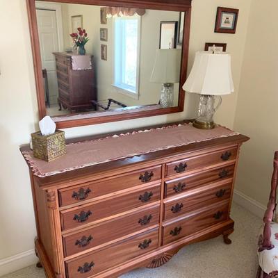Beautiful FIVE PIECE Bedroom Set