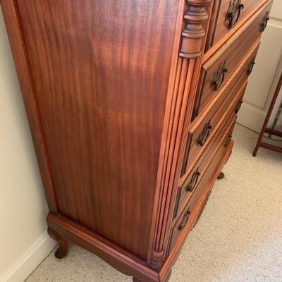 Beautiful FIVE PIECE Bedroom Set
