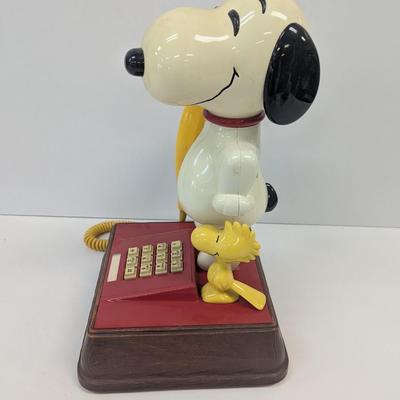 Vintage Snoopy & Woodstock Phone