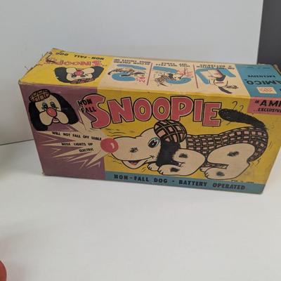 Vintage Toys & Snoopie Empty Box