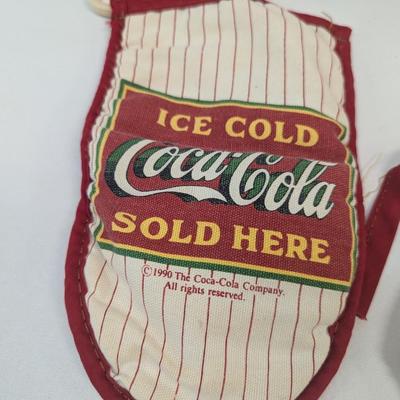 Coca-Cola Collectibles Apron Table Runner Pot Holder & Towel