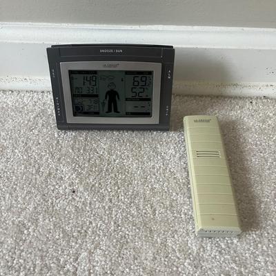 La Crosse Weather Station, Binoculars & Bird Books (LR-MG)