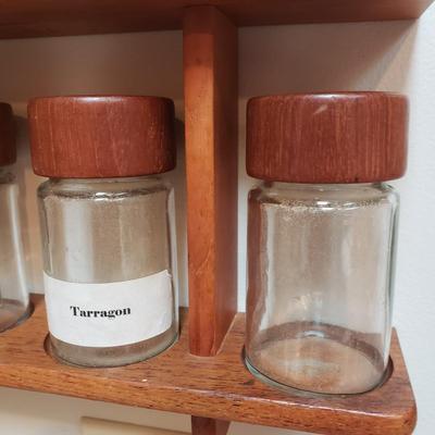 Vintage Wooden Spice Rack (K-KD)