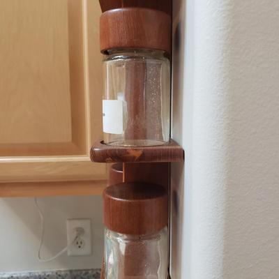 Vintage Wooden Spice Rack (K-KD)