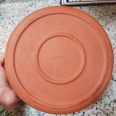 Painted Pottery Dish and Art (K-KD)