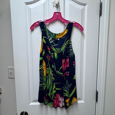 Beautiful Caftan and Other Warm Weather Clothing - Women’s Sizes S-L (PC-DZ)