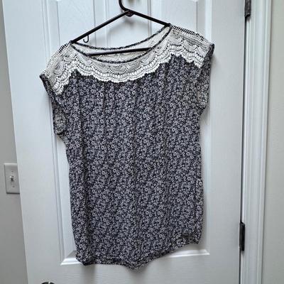 Beautiful Caftan and Other Warm Weather Clothing - Women’s Sizes S-L (PC-DZ)