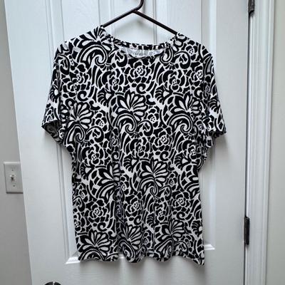 Beautiful Caftan and Other Warm Weather Clothing - Women’s Sizes S-L (PC-DZ)