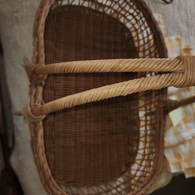Wicker basket