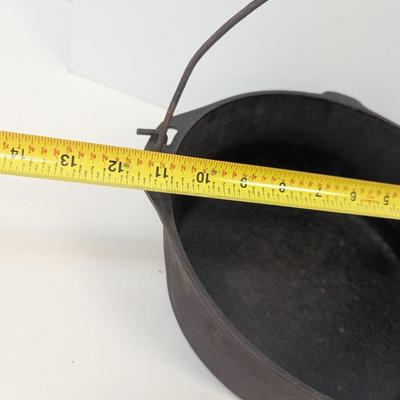 Vintage Cast Iron Pots