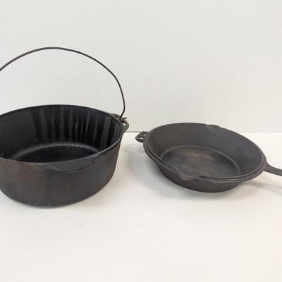 Cast Iron Skillet & Pot