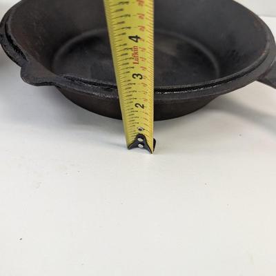 Cast Iron Skillet & Pot