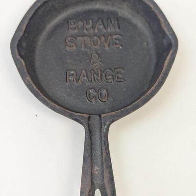 Collectible Cast Iron Pan B Ham Stove & Range Co. Approx 3 1/2"