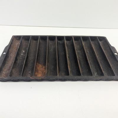 Griswold Corn Bread Pan Erie PA